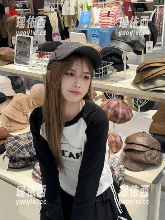 私拍图集中的温柔，Aery Tiefling用镜头传递情感与美丽